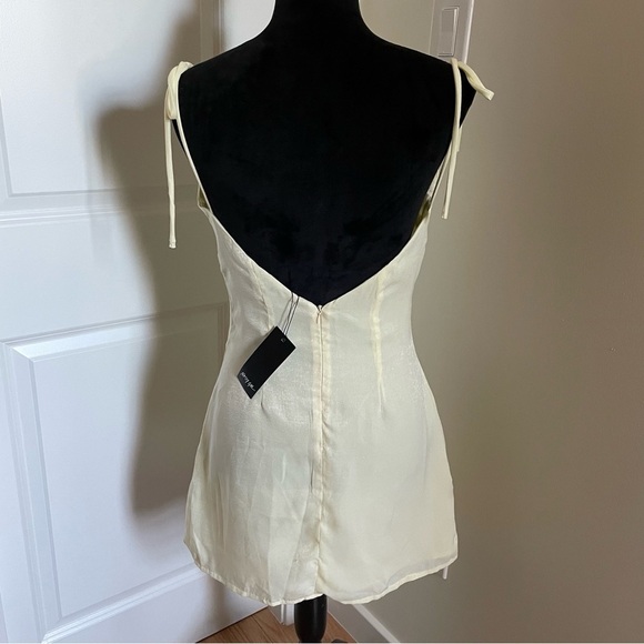 Nasty Gal Collection Cream Strap Low Back Slip Satin Lined Mini Dress NWT Size 2 - Picture 5 of 12